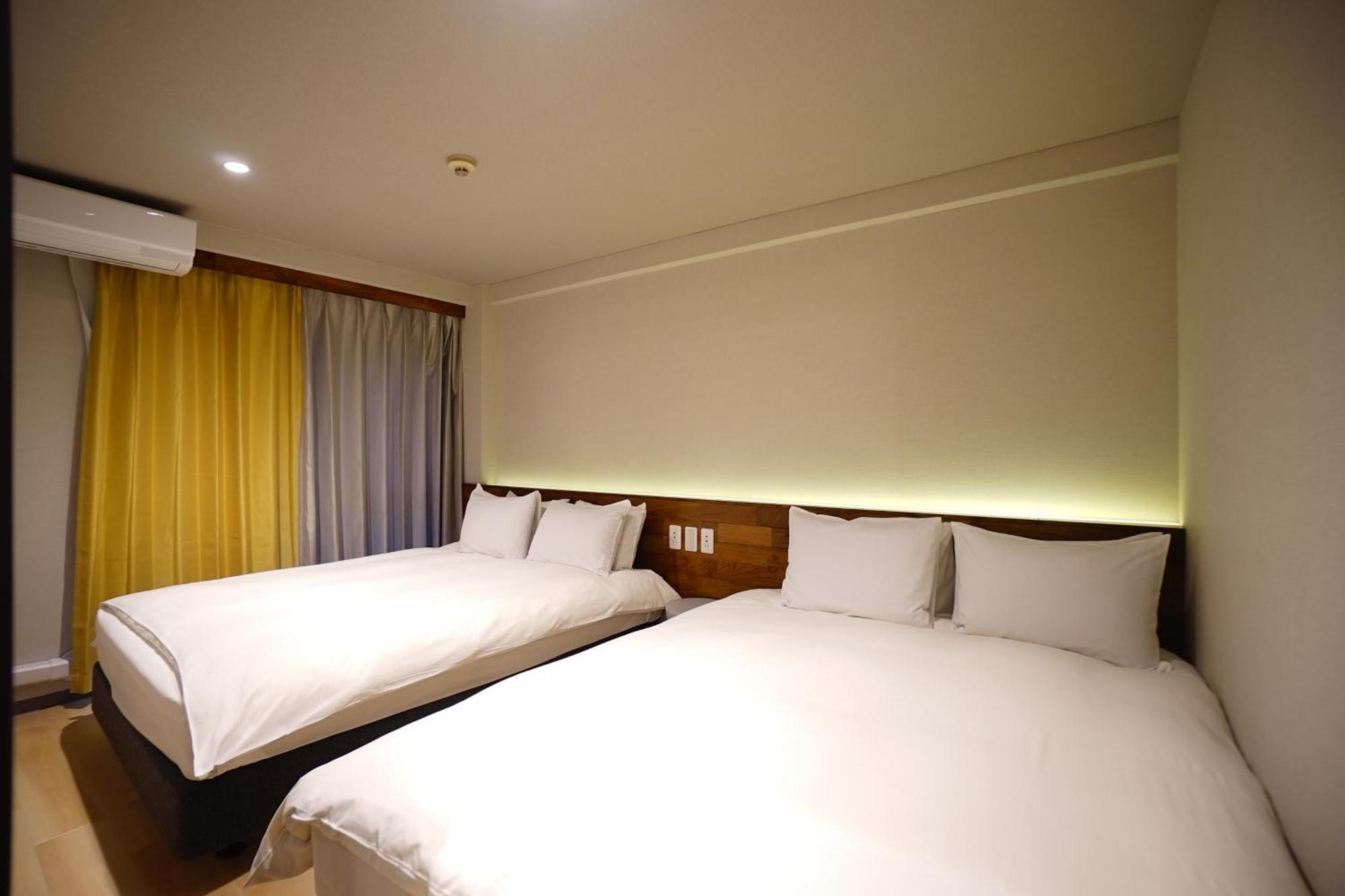 Namba Hara Apartment Осака Экстерьер фото